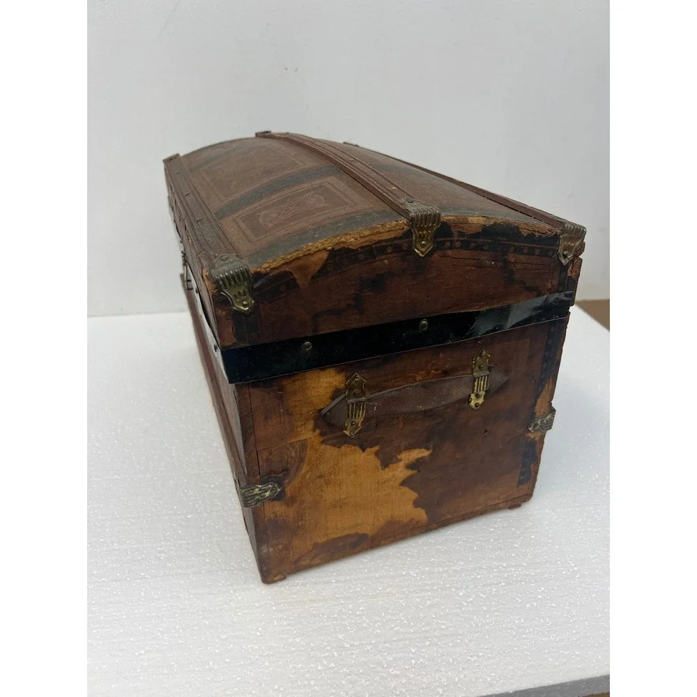 Wood Dollhouse Steamer Trunk Miniature Antique Storage Box Chest SALESMAN SAMPLE